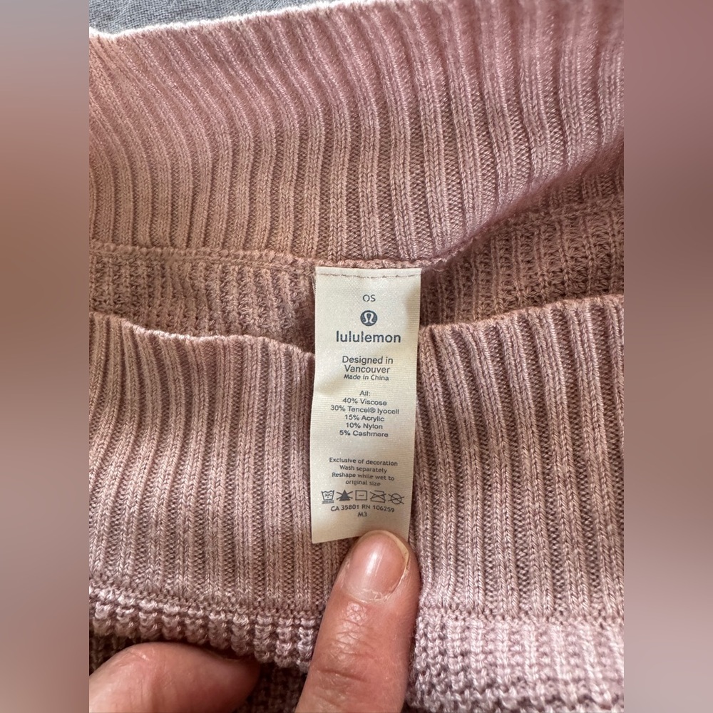 LULULEMON EUC FORWARD FLOW CAPE/ Heathered mink berry - Picture 6 of 12